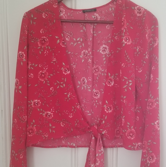 Red floral top wrap - Picture 2 of 3
